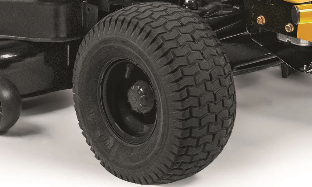 Opony w traktorze Cub Cadet XT2 QR106